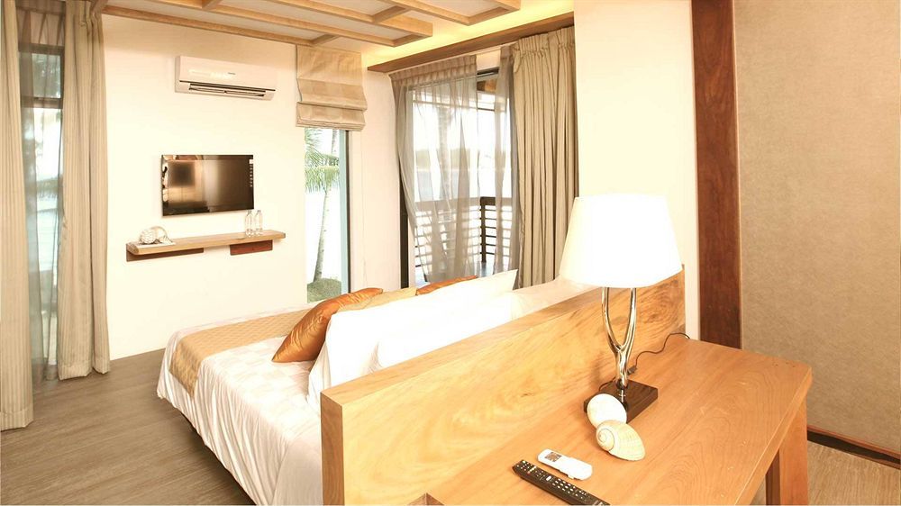 Infinity Resort Puerto Galera Kültér fotó