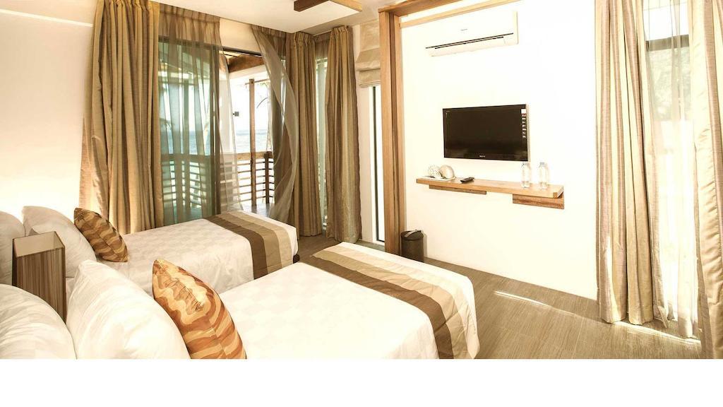 Infinity Resort Puerto Galera Kültér fotó